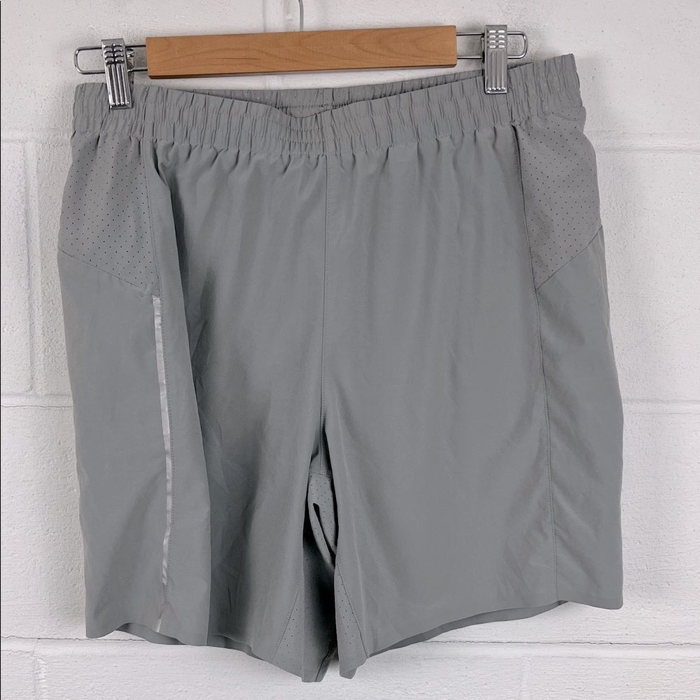 VRST men’s accelerate 7” lined gray athletic performance short size M